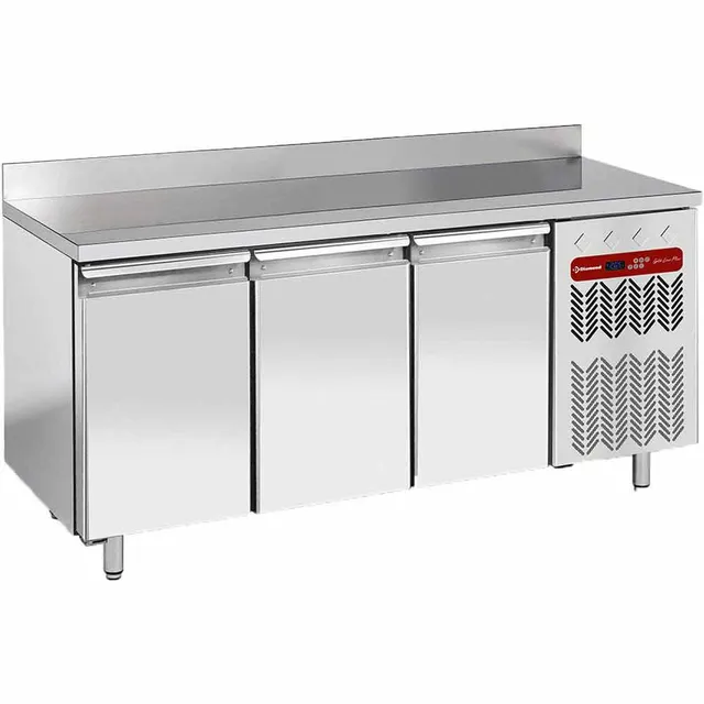 Table de congélation "murale", ventilée, 3 portes EN 600x400, 550 litres